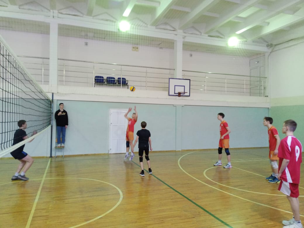 В Саранске состоялись соревнования по волейболу среди юношей в рамках Спартакиады муниципальных общеобразовательных организаций