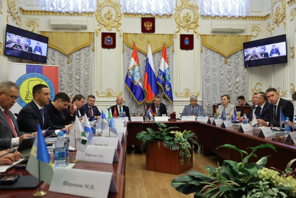 3e075a41-9b09-4e6d-ac83-34cd26cbcdac.jpg