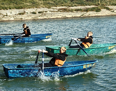 В Саранске состоялись городские соревнования по гребле на лодках среди обучающихся общеобразовательных организаций