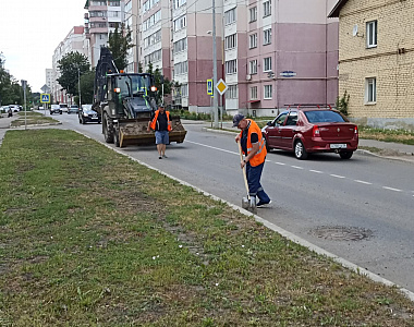 Коммунальные службы г.о. Саранск продолжают работы по уборке и благоустройству городских территорий